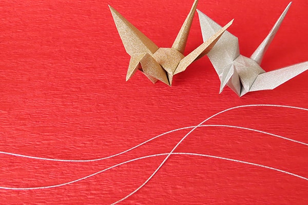 両家顔合わせ成功の秘訣｜両家顔合わせの流れ・服装・贈答品おすすめまとめ